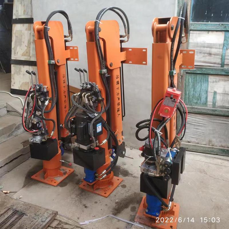 密云区重汽蓝牌随车吊 3.2吨 国六动力强 液压驱动 农用自卸起重机